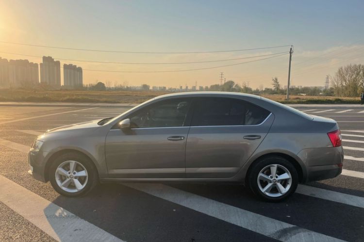 Used Skoda Octavia 2015 1.6L Automatic Yijie Edition