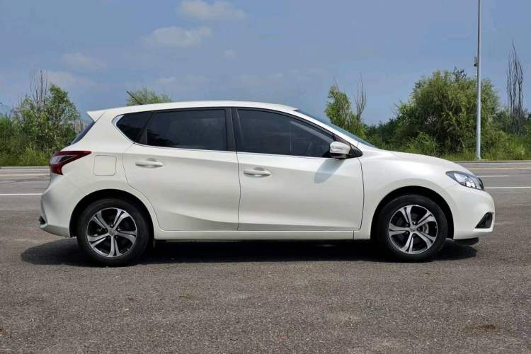 Used Nissan Tiida 2020 1.6L CVT Smart Drive Edition
