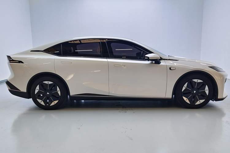 Used  SL03 2022 515 Pure Electric Version
