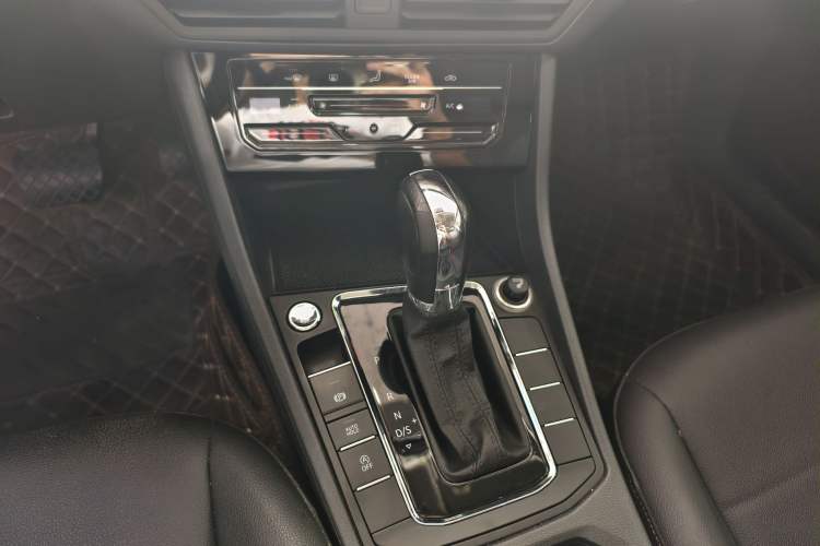 Used Volkswagen Bora 2020 1.5L Automatic Elite Version
