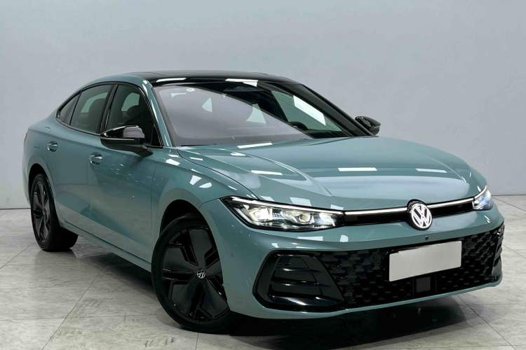 Used Volkswagen Passat 2025 Pro 380TSI Starry Dragon Luxury Edition
