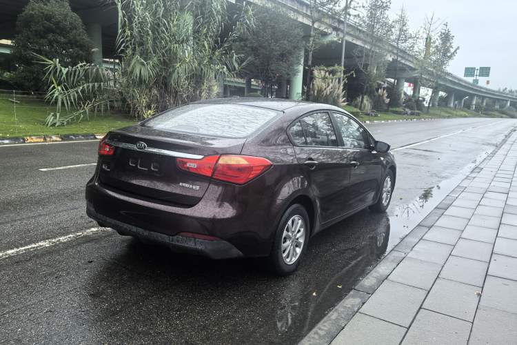 Used Kia K3 2015 1.6L Manual GL
