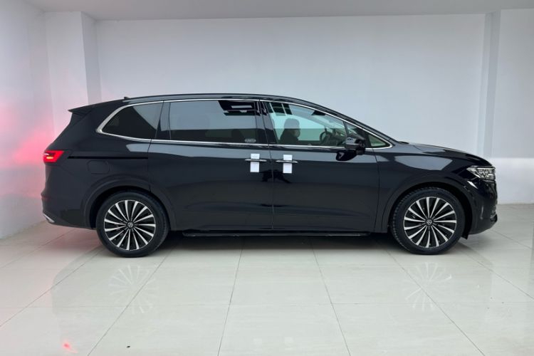 Used Volkswagen Viloran 2024 380TSI Premium Edition