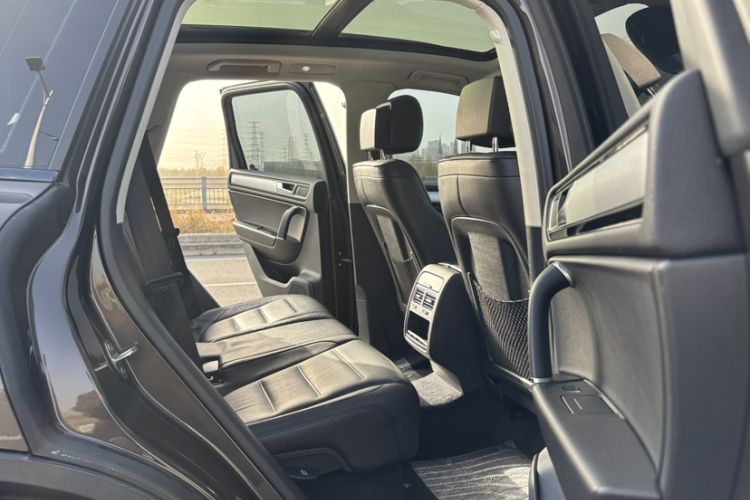 Used Volkswagen Touareg 2016 3.0 TSI Standard Version