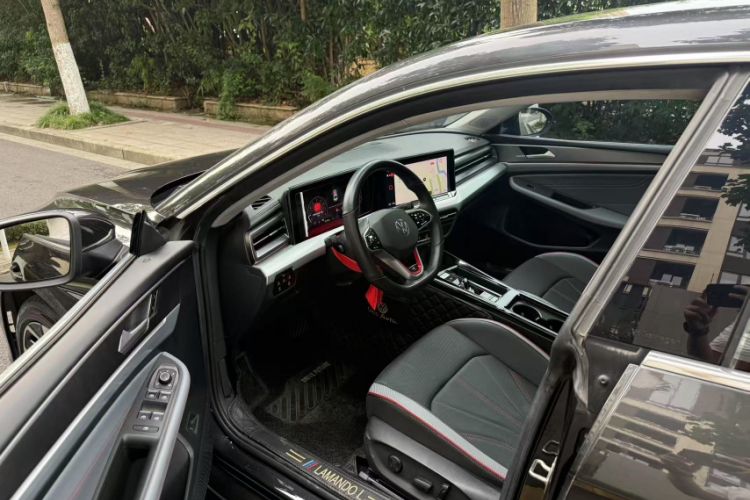 Used Volkswagen Lamando 2022 Lavida L 280TSI DSG Cool & Spicy Edition
