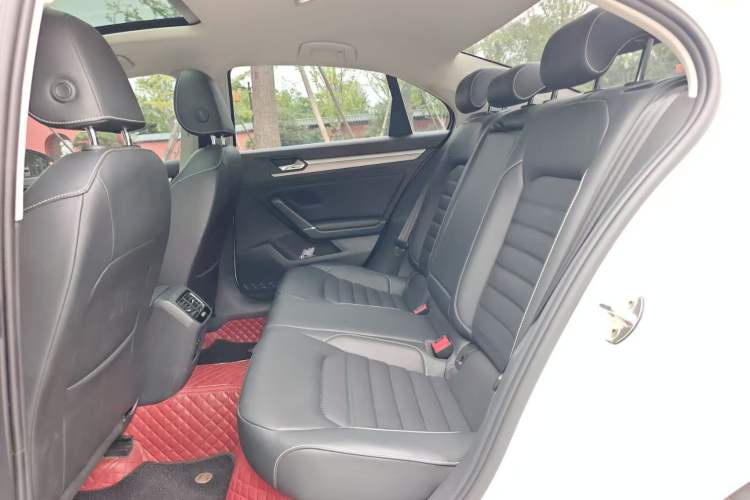 Used Volkswagen Lamando 2021 Facelift 280TSI DSG Comfort Edition (Manual Air Conditioning)
