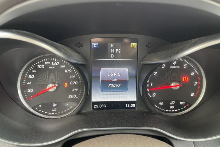 Used Mercedes-Benz GLC 2016 GLC 300 4MATIC Dynamic Model