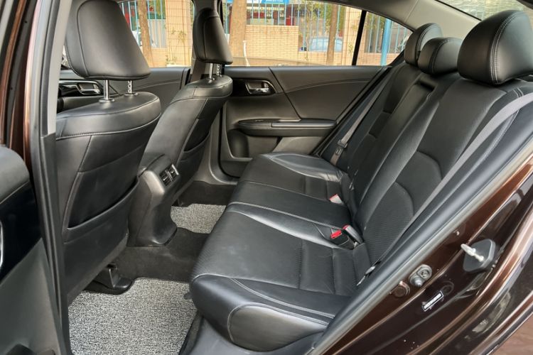 Used Honda Accord 2016 2.0L Elite Edition
