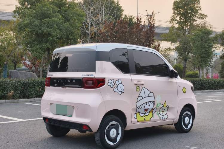 Used Wuling Hongguang MINIEV 2021 Macaron Fashion Model Lithium Iron Phosphate
