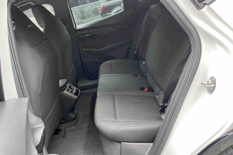 Used Volkswagen ID.UNYX 2024 Pro Long-Range Version
