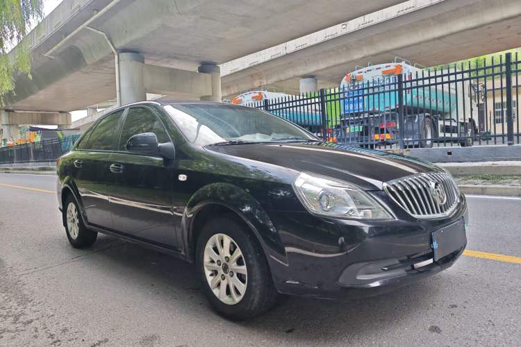 Used Buick Excelle 2015 1.5L Manual Classic Trim
