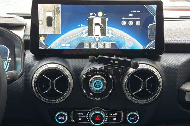 Used  BJ40 2020 2.0T Automatic Four-Wheel Drive Tribute Edition 2020 Xieke Version
