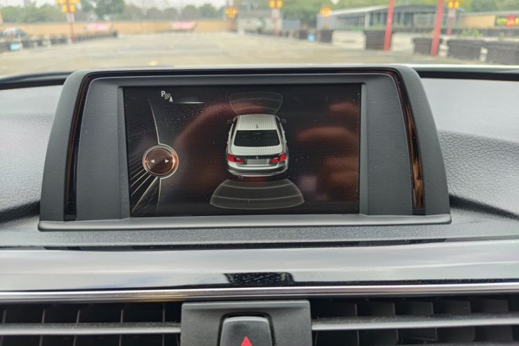 Used BMW 3 Series 2017 320Li Fashion Model
