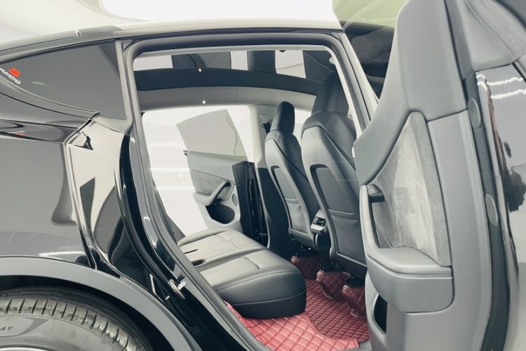 Used Tesla Model Y 2022 Rear-Wheel-Drive Version
