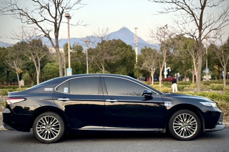 Used Toyota Camry 2019 Revised Version Dual-Engine 2.5 HG Luxury Edition
