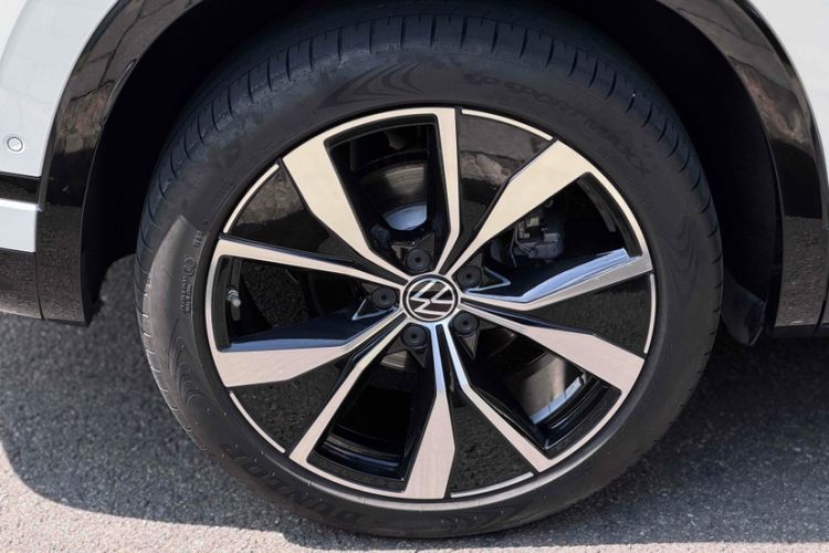 Used Volkswagen Tayron X 2023 Revised 380TSI Four-Wheel Drive Flagship Smart Edition
