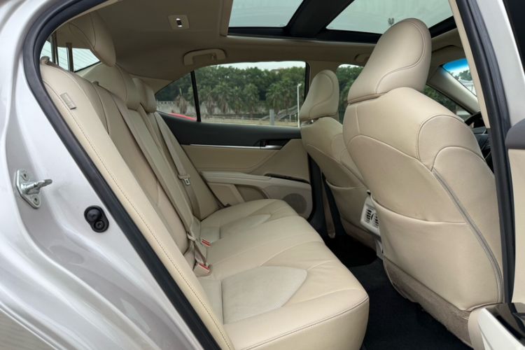 Used Toyota Camry 2019 2.5G Luxury Edition China VI Standard