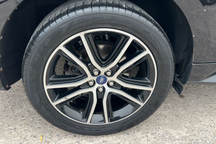 Used Ford Edge 2020 EcoBoost 245 Two-Wheel Drive Titanium 7-Seater
