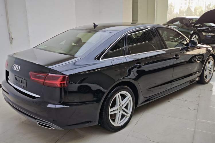 Used Audi A6L 2018 30th Anniversary Edition 35 TFSI Fashion Model
