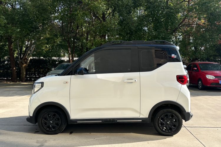 Used Wuling Hongguang MINIEV 2022 GAMEBOY 200km Gaming Edition with Lithium Iron Phosphate
