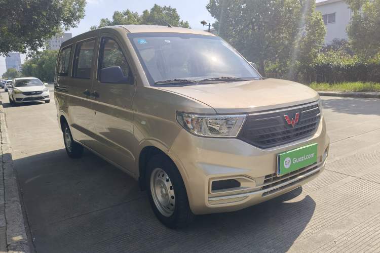 Used Wuling Hongguang V 2022 1.5L Jingqu Version Hydraulic Power Steering LAR
