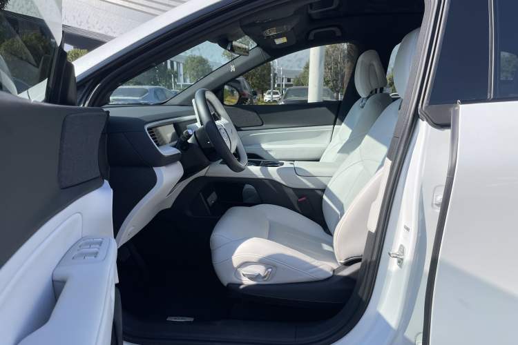 Used XPeng G6 2023 700 Four-Wheel Drive Performance Max
