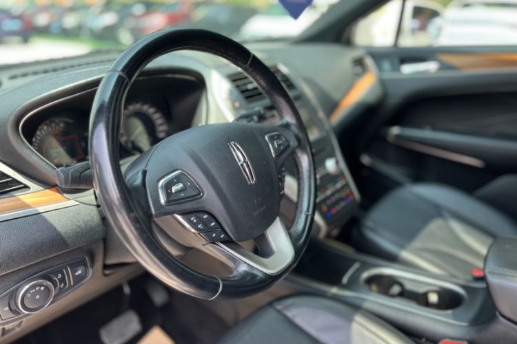 Used Lincoln MKC 2018 2.0T Four-Wheel Drive Zunya Edition
