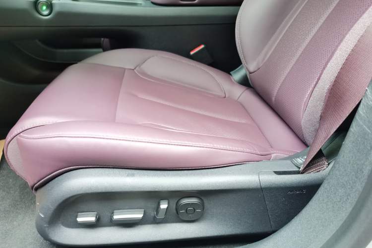 Used Nio ET5T 2023 75 kWh Touring
