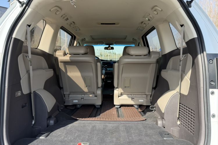 Used Honda Odyssey 2015 Revised 2.4L Luxury Edition
