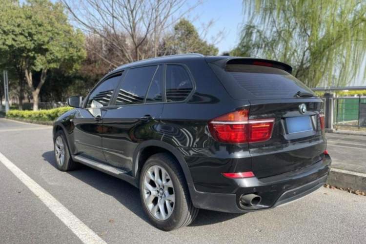 Used BMW X5 2013 xDrive35i Luxury Model
