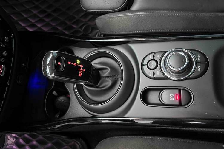 Used  Clubman 2021 1.5T COOPER Connoisseur