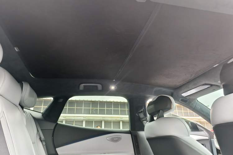 Used Lynk & Co Z10 2025 95 kWh 806 km Range Rear-Wheel Drive Advanced Driver-Assistance System Max
