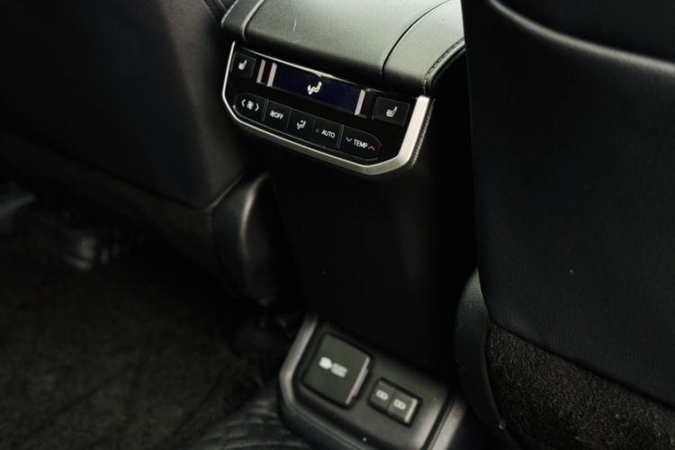 Used Toyota Crown Kluger 2021 2.5L HEV Four-Wheel Drive Flagship Edition