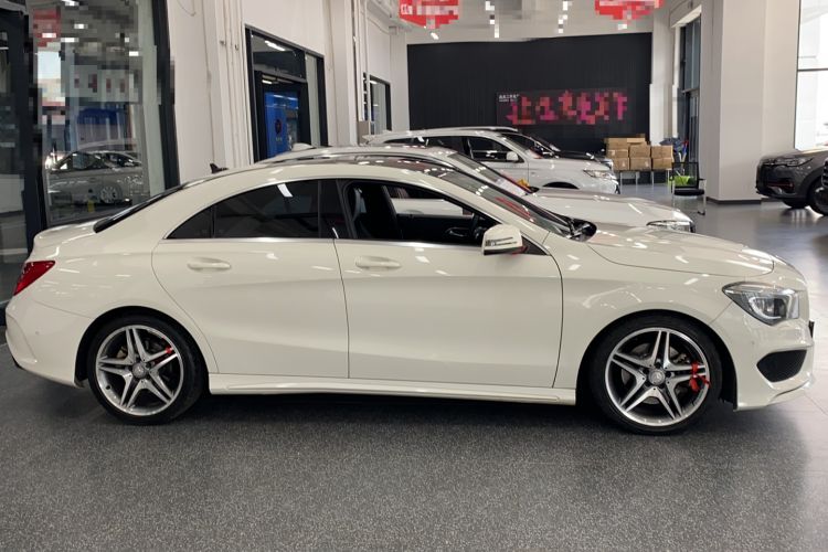Used Mercedes-Benz CLA 2015 CLA 220 4MATIC
