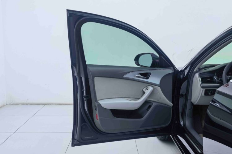 Used Audi A6L 2014 30 FSI Technology Model
