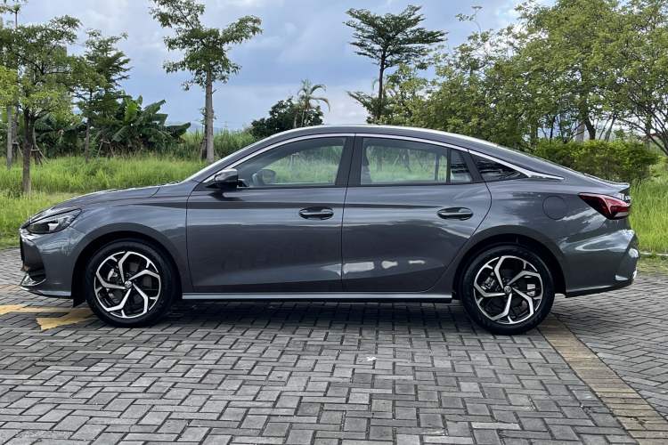 Used MG 5 2025 300TGI Global Flagship Edition
