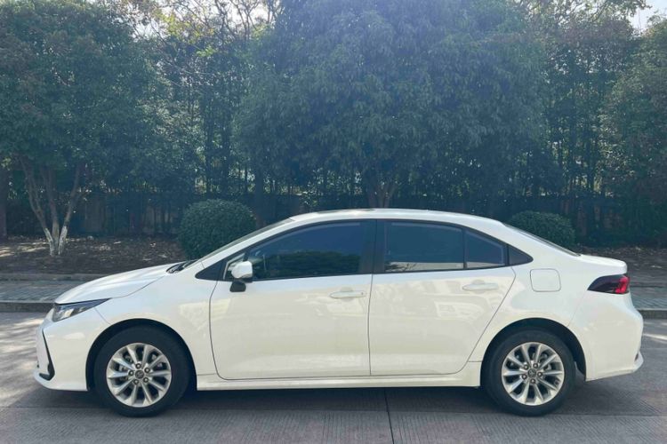 Used Toyota Corolla 2021 1.2T S-CVT Luxury Edition
