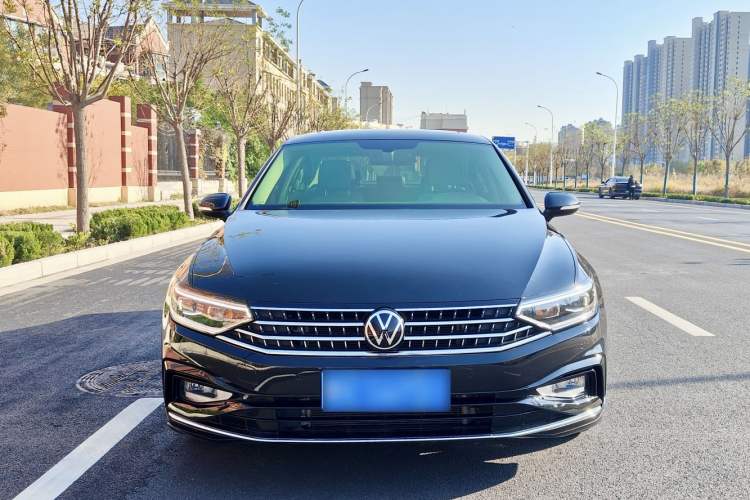 Used Volkswagen Magotan 2023 2 Million Units Limited Edition 330TSI DSG Leading Version