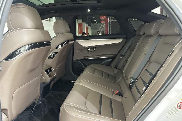 Used BYD Han 2020 DM Four-Wheel Drive Performance Edition Luxury Model
