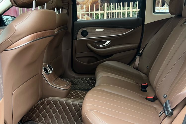 Used Mercedes-Benz E-Class 2023 Updated E 300 L Fashion Edition