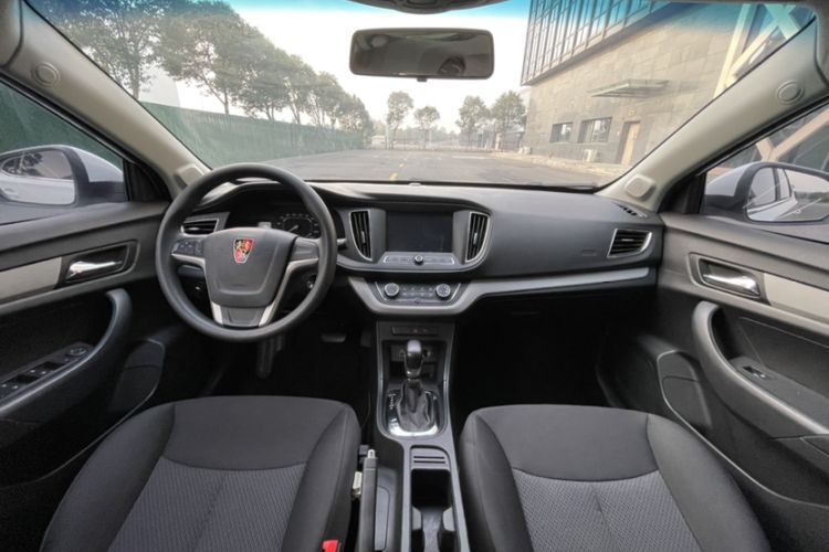 Used Roewe 360 2016 1.5L Automatic Smart Screen Version
