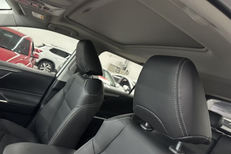 Used Toyota RAV4 2023 2.0L CVT Two-Wheel Drive Fashion Edition
