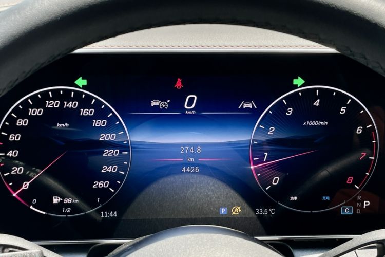 Used Mercedes-Benz GLC 2025 GLC 260 L 4MATIC Dynamic Edition
