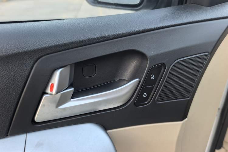 Used Geely Auto Emgrand 2017 Sedan Million Edition 1.5L Manual Luxury Model