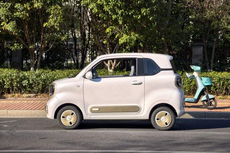 Used Bestune Pony 2025 222km Lightning Horse
