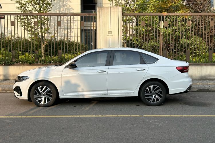 Used Volkswagen Lavida 2024 300TSI DSG Starry Sky Leading Edition
