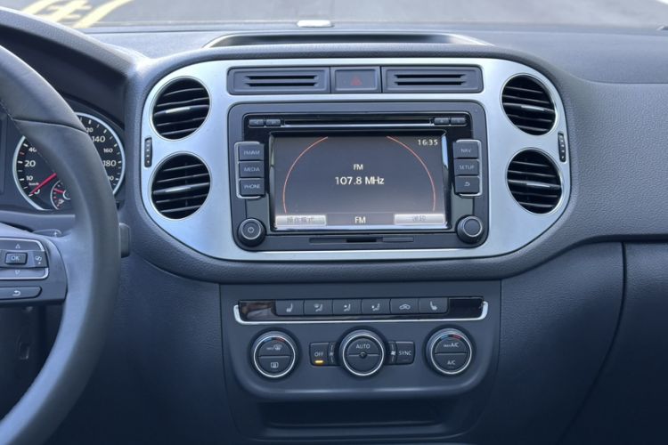 Used Volkswagen Tiguan 2015 1.8TSI Automatic Two-Wheel Drive Luxury Model
