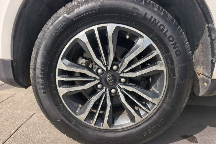 Used Geely Auto Vision X6 2016 1.8L Manual Luxury Edition
