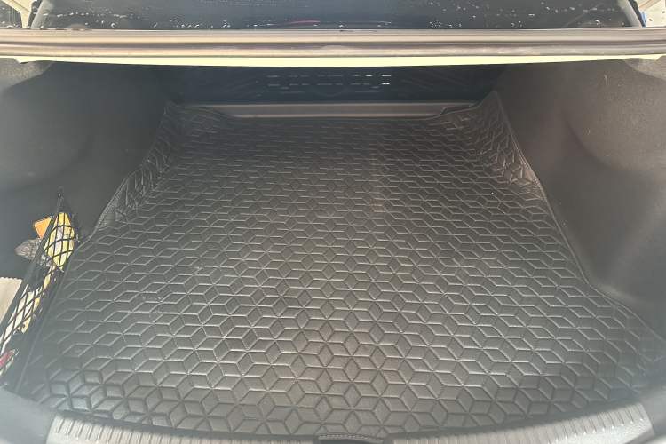 Used Mercedes-Benz C-Class 2024 Restyled C-Class 260 L Sport Edition
