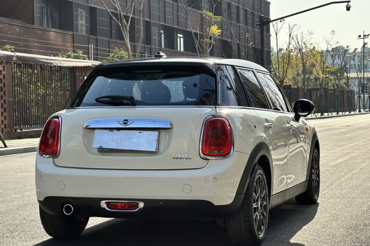 Used  MINI 2016 1.5T COOPER Five-Door Edition
